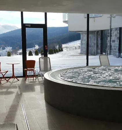 Apart - Czarna Gora & Spa Narty, Rowery, Wyciagi, Snieznik Apartment *